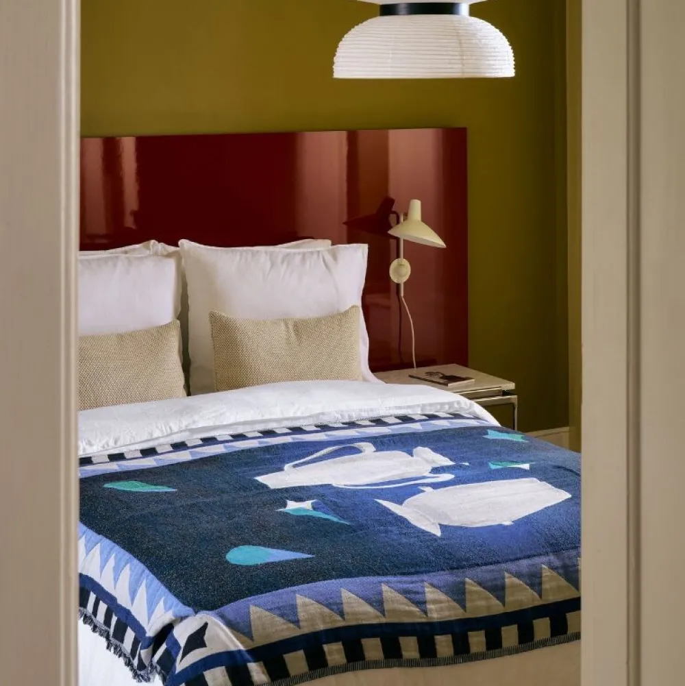 &Tradition Momento Throw Midnight Blue^ Plaider