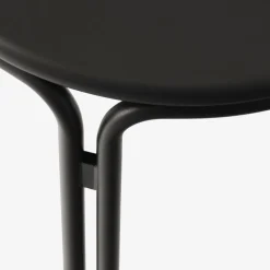 &Tradition Thorvald SC102 Sidebord Warm Black^ Havemøbler