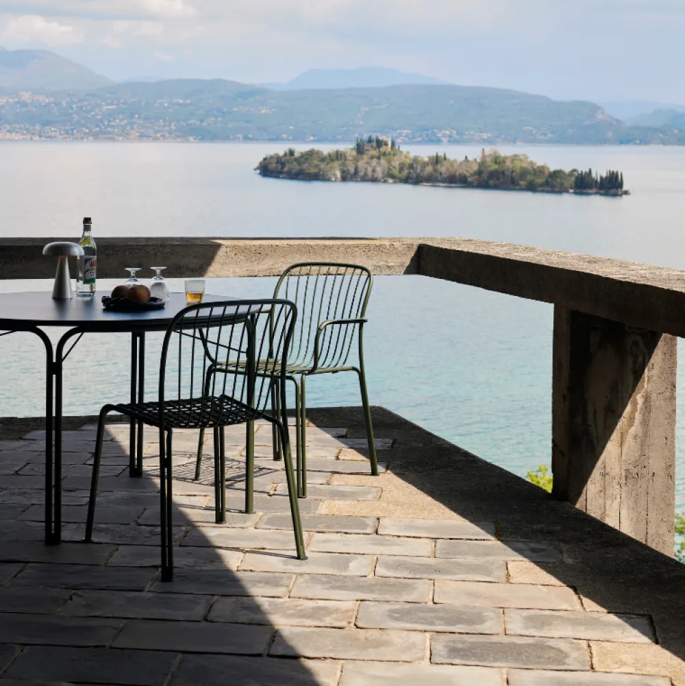 &Tradition Thorvald SC98 Spisebord Bronze Green^ Havemøbler