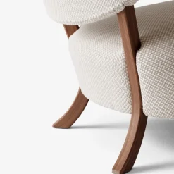 &Tradition Wulff ATD2 Sisu 0105 Oiled Walnut^ Stue|Stole